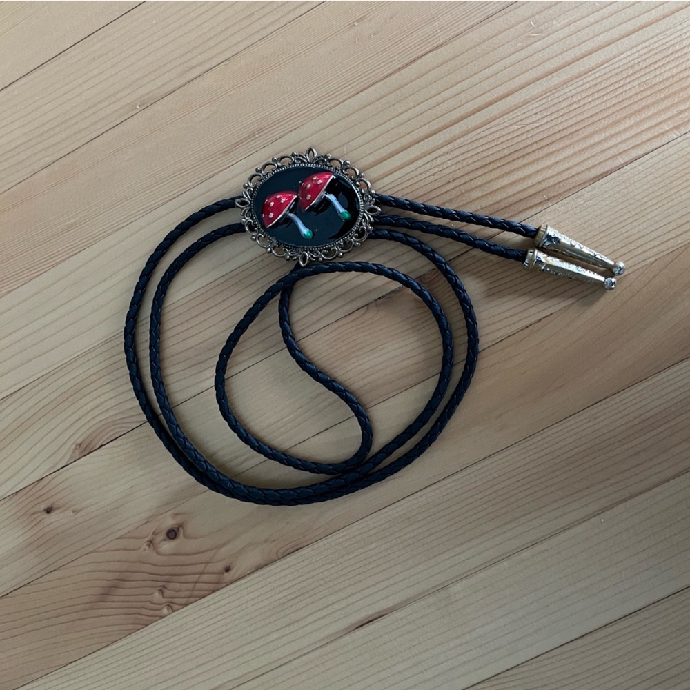 Mushroom Bolo Tie